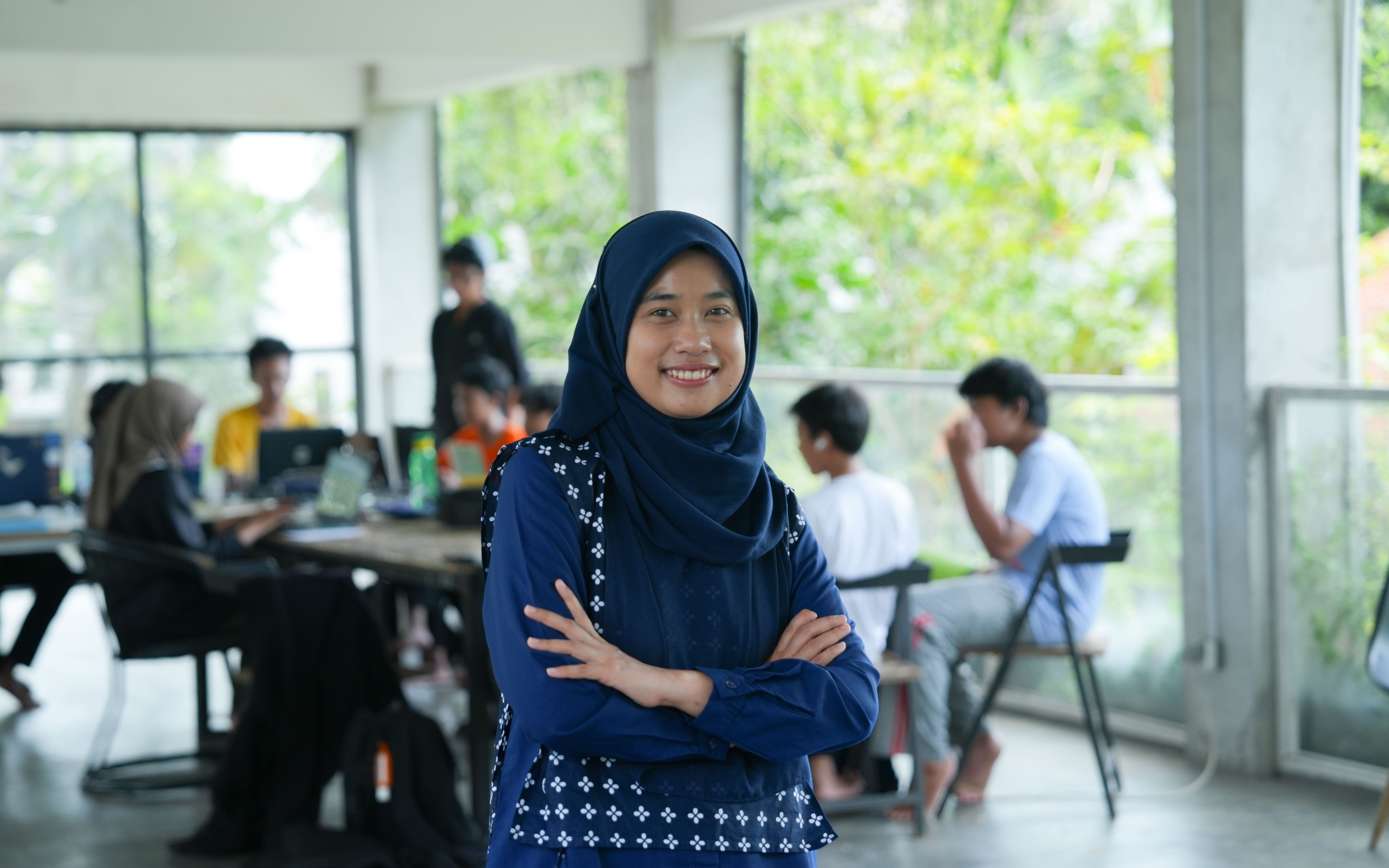 Aishah Prastowo, Peneliti Lulusan S3 Oxford yang Pilih Jadi Guru SMA di Yogyakarta