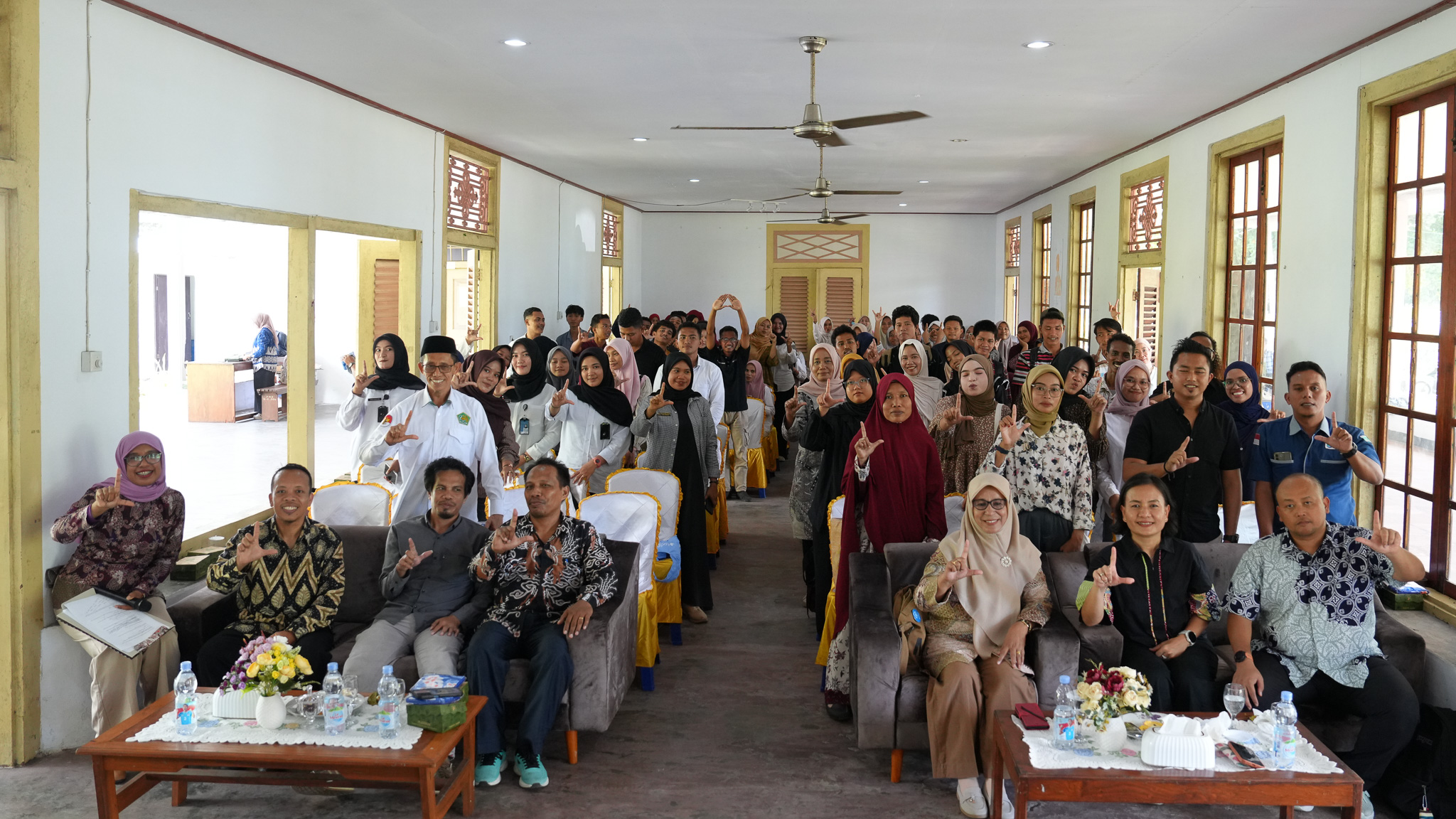 Saat Sejarah Bertemu Harapan, Sosialisasi Beasiswa LPDP Dihadiri 200 Lebih Putra Putri Banda Neira