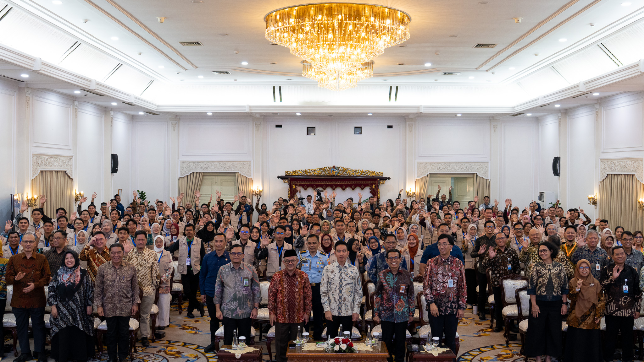 150 Alumni LPDP Dikirim ke Empat Daerah oleh Wapres Gibran, Fokus Percepat Transformasi Pendidikan Digital