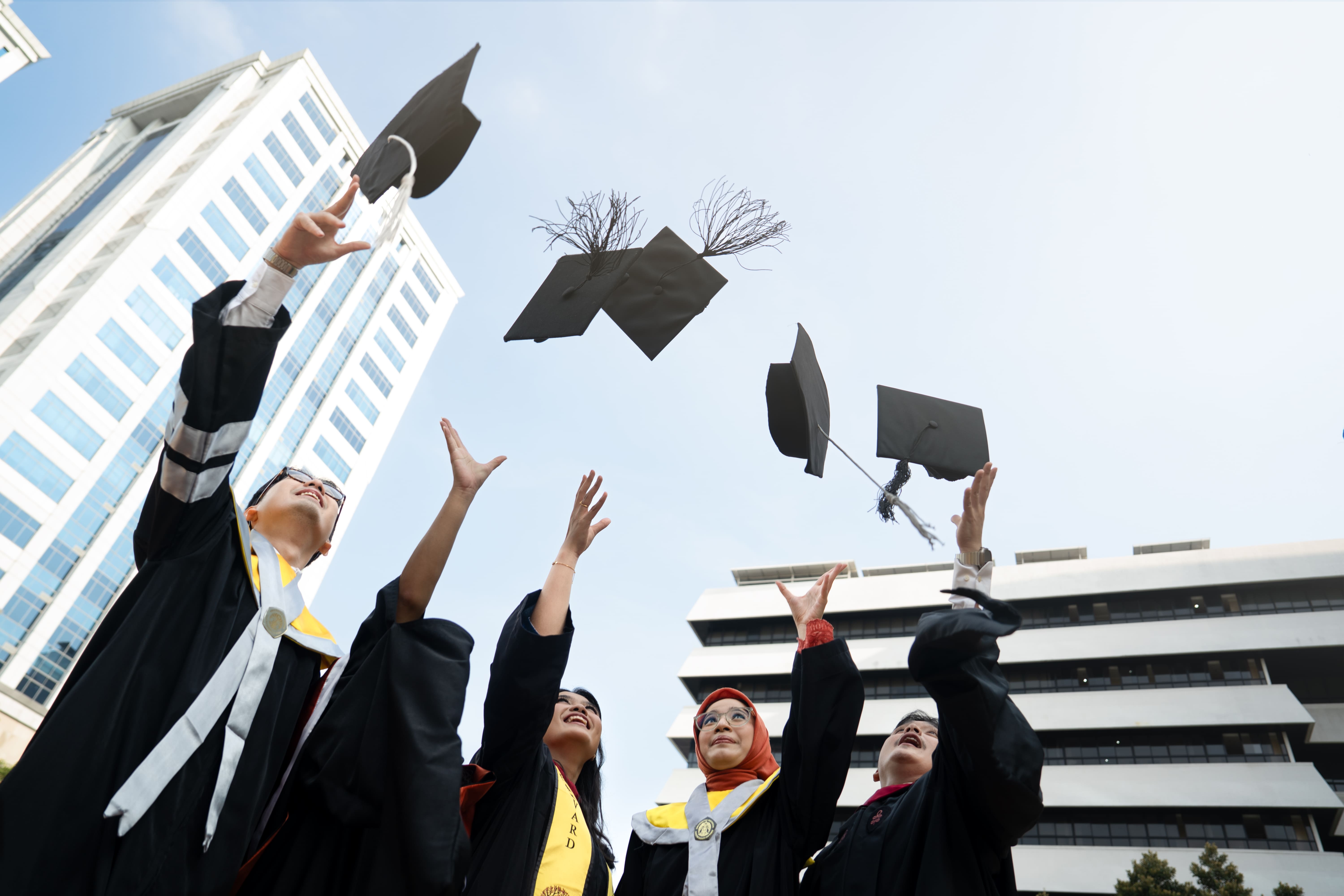 Beasiswa Akselerasi Magister, Peluang Emas S1 Lanjut S2 dan Sejumlah Pertanyaan yang Muncul